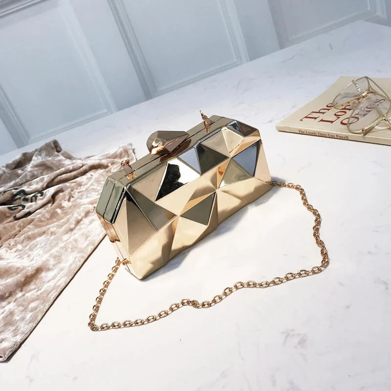 Bolsa Feminina Geométrica de Metal – Clutch para Festas e Eventos