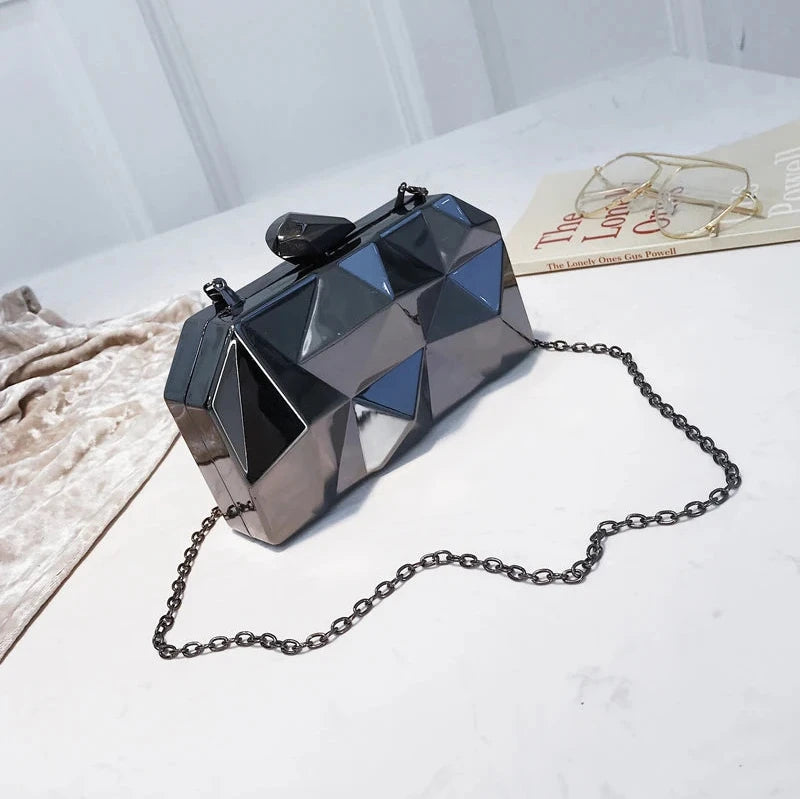 Bolsa Feminina Geométrica de Metal – Clutch para Festas e Eventos