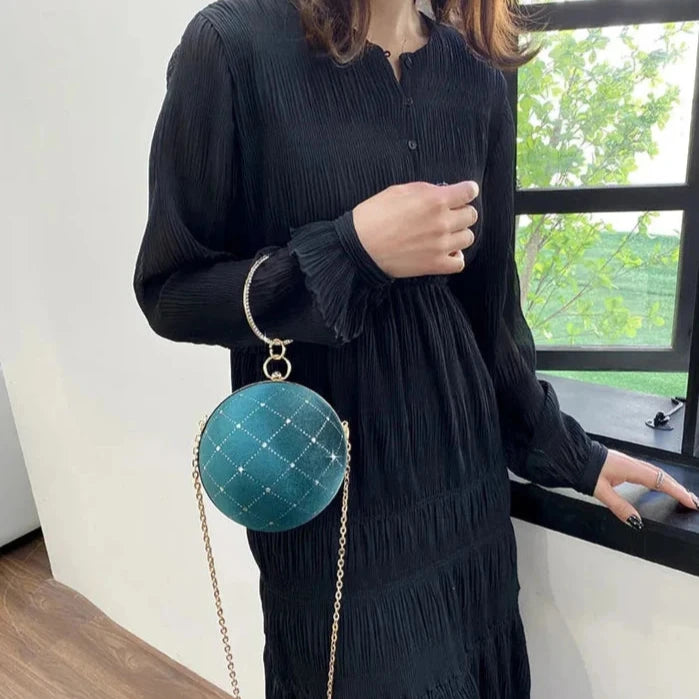 Bolsa Redonda de Veludo Vintage – Clutch Retro com Corrente para Festas e Eventos