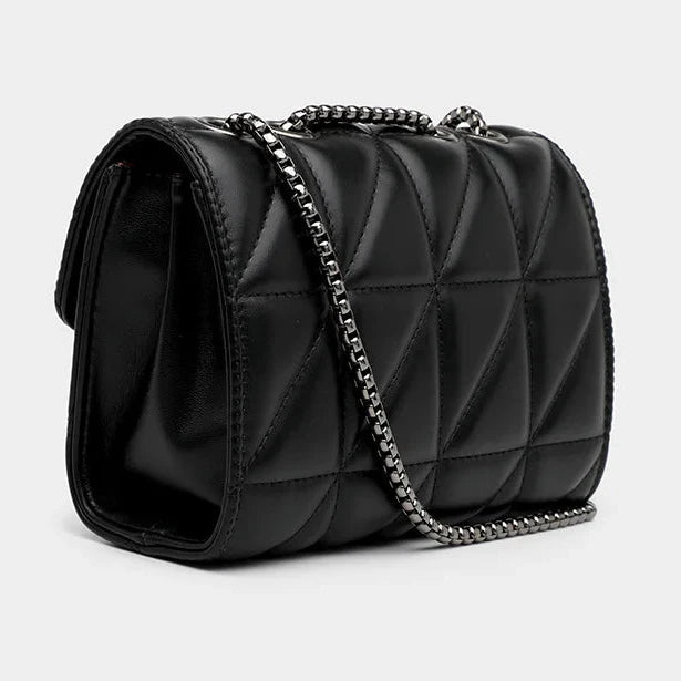 Bolsa de Couro PU com Interior Vermelho e Alça de Metal – Estilo e Sofisticação em Cada Detalhe