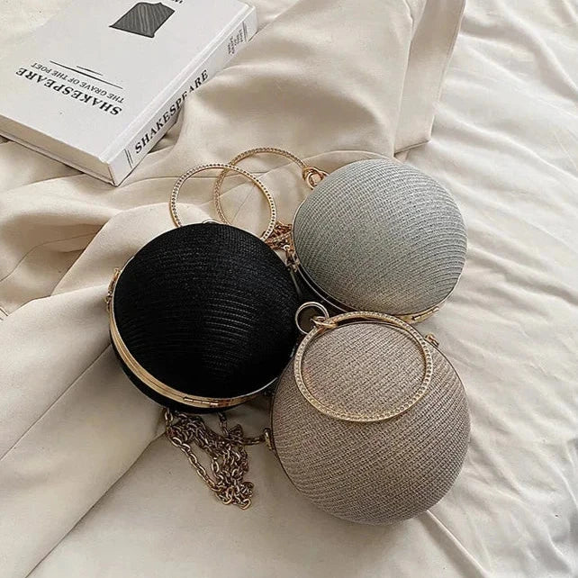 Clutch Redonda com 2 Alças – Bolsa de Tecido Brilhoso com Detalhes Metálicos