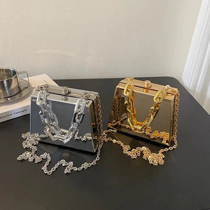 Clutch Metálica com Design Moderno – Bolsa de Festa com Alça de Corrente